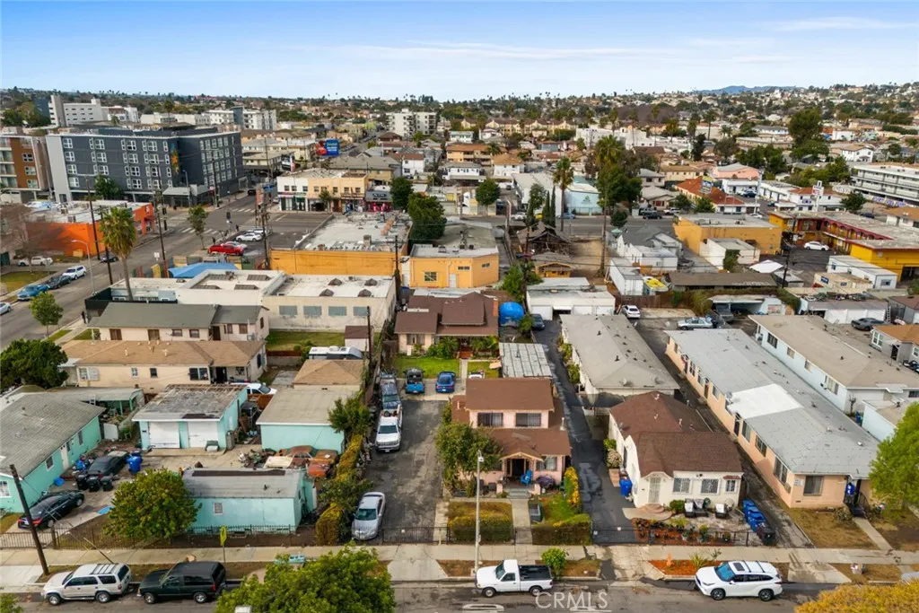 6421 11th Avenue, Los Angeles, California 90043 home-pic-7